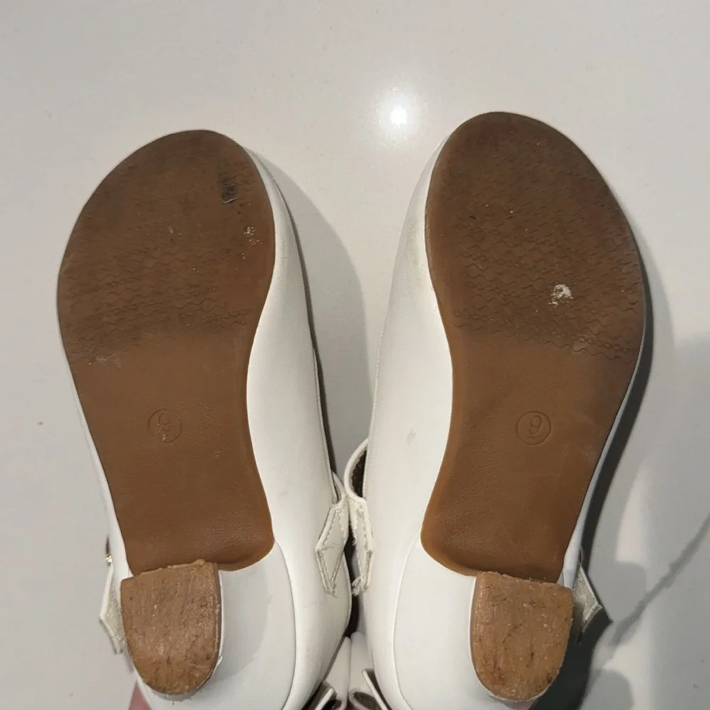 Girls White Dress Heel Shoes With Bow 9